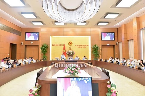 Постоянный комитет Нацсобрания обсудил законопроект о борьбе с коррупцией - ảnh 1