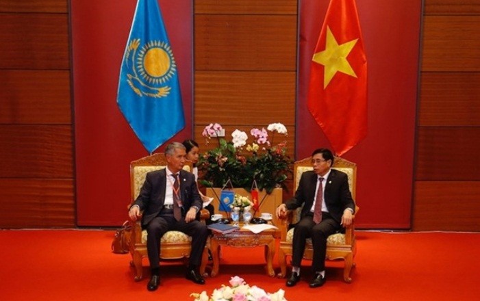Вьетнам и Казахстан активизируют сотрудничество в сфере государственного аудита - ảnh 1
