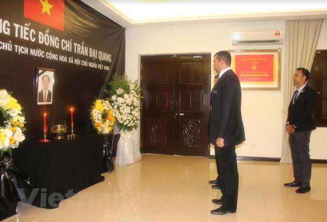 Посольства Вьетнама в Венесуэле и Малайзии провели церемонию прощания с президентом Чан Дай Куангом - ảnh 1