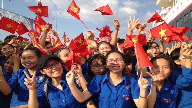 Вьетнамские студенты получили первый приз на конкурсе стартапов Франкофонии 2018 - ảnh 1