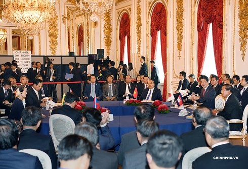 Премьер Вьетнама Нгуен Суан Фук принял участие в 10-м саммите Меконг-Япония - ảnh 1