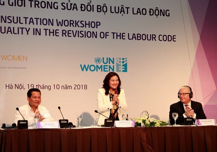 Вьетнам содействует гендерному равноправию через Трудовой кодекс - ảnh 1