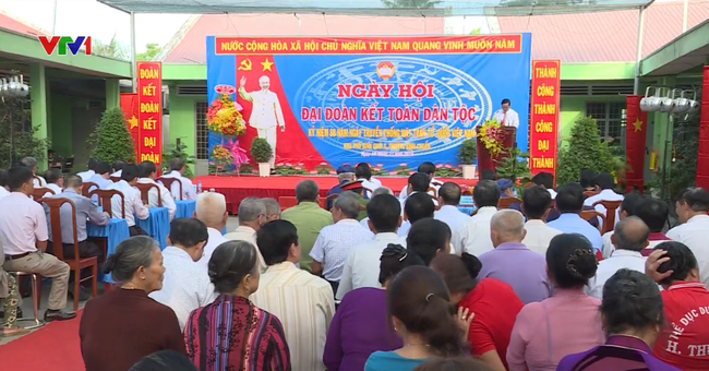 В разных районах Вьетнама проходит праздник всенародной солидарности - ảnh 1