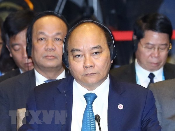 Нгуен Суан Фук принял участие в 20-м саммите АСЕАН-Республика Корея - ảnh 1