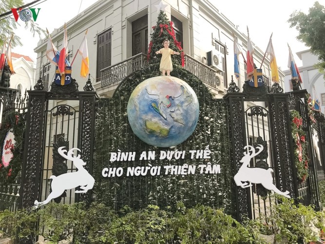 Счастливое Рождество – выражение религиозной свободы во Вьетнаме - ảnh 1