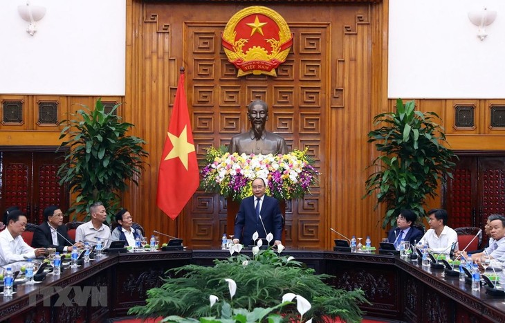 Нгуен Суан Фук принял делегацию жителей  Дананга, имеющих заслуги перед Отечеством - ảnh 1