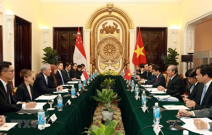 Вьетнам и Сингапур активизируют отношения стратегического партнёрства - ảnh 1