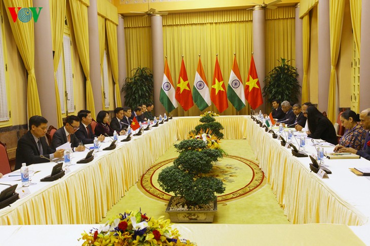 Вице-президент Вьетнама провела переговоры с индийским коллегой - ảnh 2