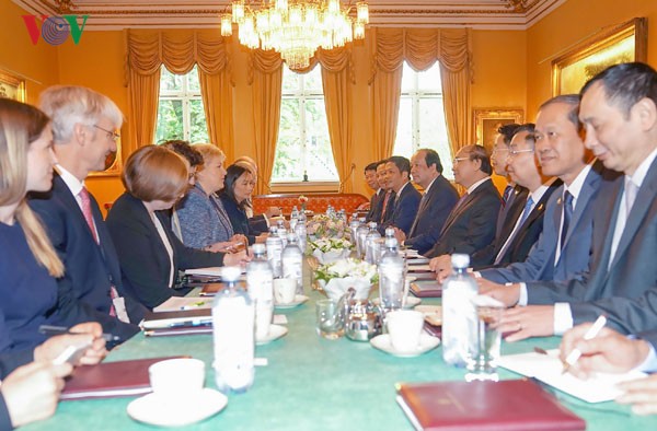 Премьер-министры Вьетнама и Норвегии провели переговоры - ảnh 1