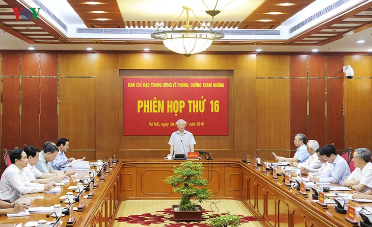 Нгуен Фу Чонг председательствовал на 16-м заседании Центрального комитета по борьбе с коррупцией - ảnh 1