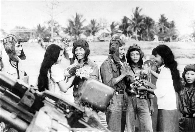 30-летие со дня выполнения вьетнамским добровольческими войсками международных обязанностей в Камбодже - ảnh 1