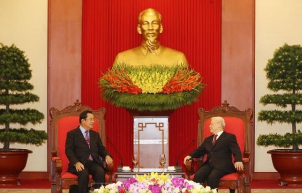 Нгуен Фу Чонг принял главу Народной партии Камбоджи, премьер-министра Хун Сена - ảnh 1