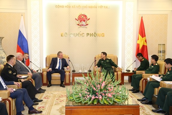 Вьетнам и Россия активизируют военно-техническое сотрудничество - ảnh 1