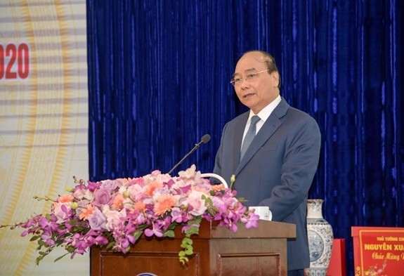Нгуен Суан Фук принял участие в итоговой конференции Электроэнергетической корпорации Вьетнама - ảnh 1