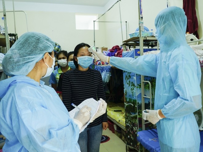 Во Вьетнаме около 94% пациентов вылечились от COVID-19 - ảnh 1