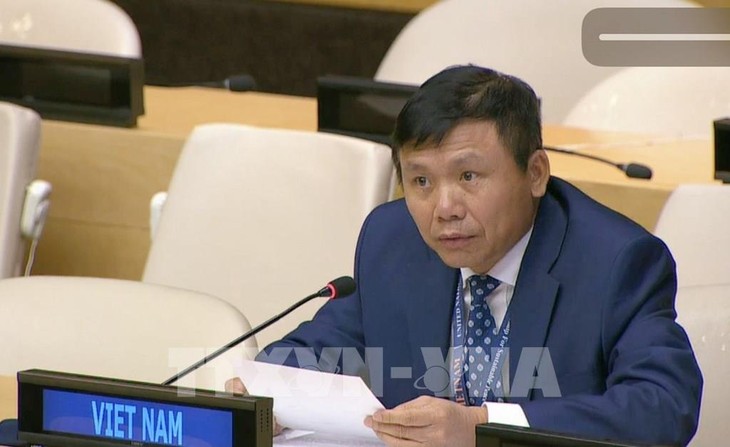 Вьетнам председательствовал на диалоге между АСЕАН и председателем 75-й сессии ГА ООН - ảnh 1