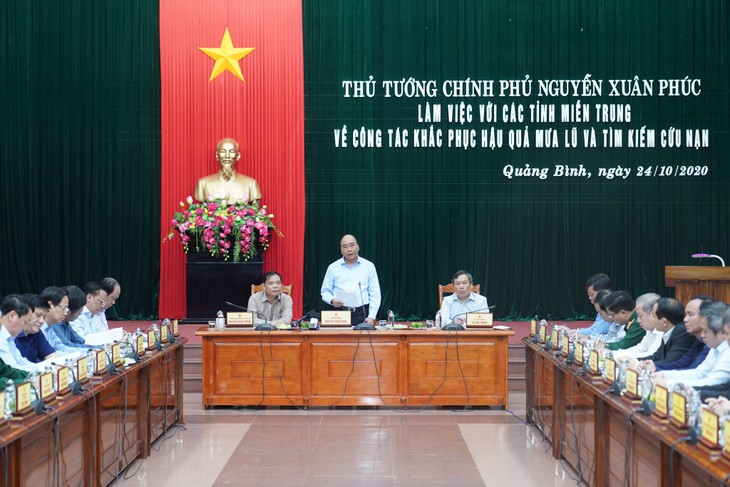 Усилия правительства Вьетнама по борьбе с последствиями стихийного бедствия - ảnh 1