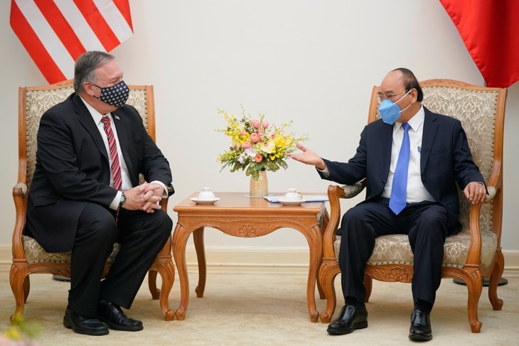 Премьер Вьетнама Нгуен Суан Фук принял госсекретаря США Майка Помпео - ảnh 1