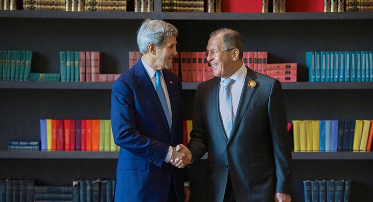 John Kerry et Sergueï Lavrov se sont rencontrés à Lima - ảnh 1