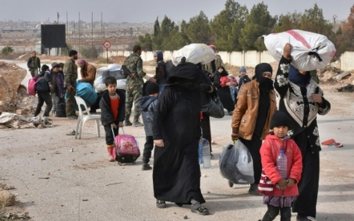 Syrie : des milliers de civils fuient Alep-Est - ảnh 1