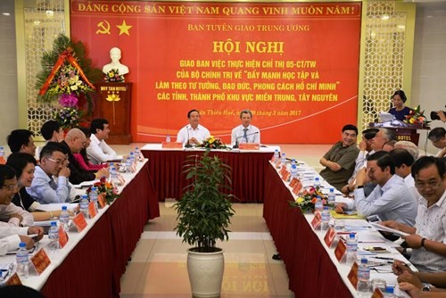 Accélérer le mouvement «Etudier et suivre l’exemple moral du président Ho Chi Minh» - ảnh 1