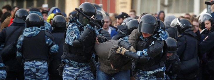 La vague d'arrestations de manifestants en Russie - ảnh 1