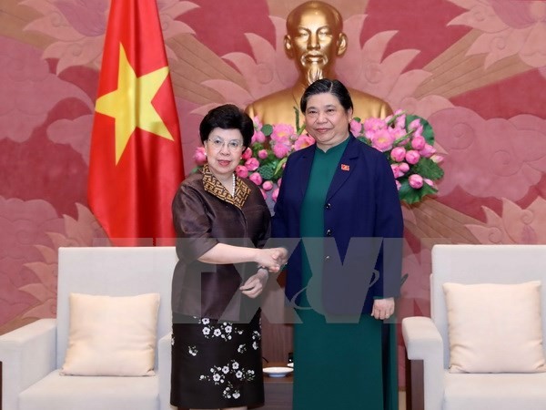 Le Premier ministre Nguyen Xuan Phuc reçoit la directrice générale de l’OMS  - ảnh 2