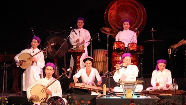 Clôture du festival national des concerts d’instruments musicaux traditionnels - ảnh 1