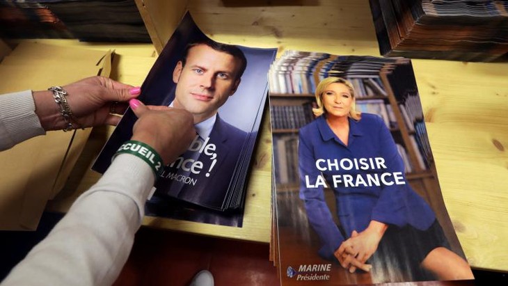 Le second tour de l'élection présidentielle française: les bureaux de vote ont ouvert - ảnh 1