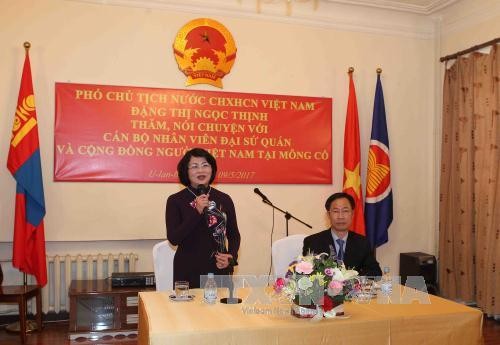 Suite de la visite de Dang Thi Ngoc Thinh en Mongolie - ảnh 1