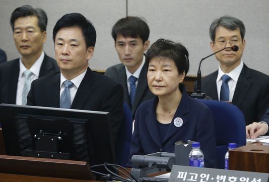 Ouverture du procès de l'ancienne présidente sud-coréenne Park Geun-Hye - ảnh 1