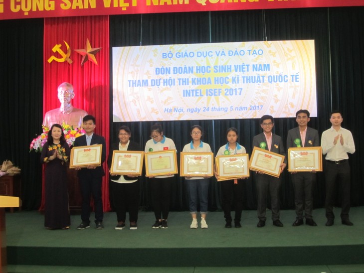 Intel Isef 2017: le Vietnam se classe troisième - ảnh 1
