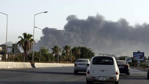 Libye : le gouvernement d'union prend possession de l'aéroport de Tripoli - ảnh 1
