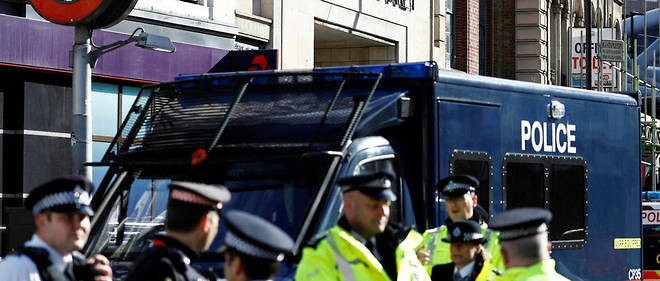 Attentat de Londres: un troisième décès français confirmé par Emmanuel Macron - ảnh 1