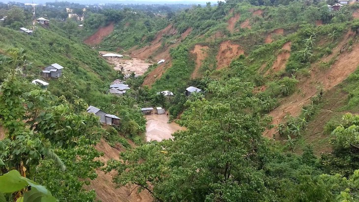 Bangladesh: au moins 145 morts après un glissement de terrain - ảnh 1