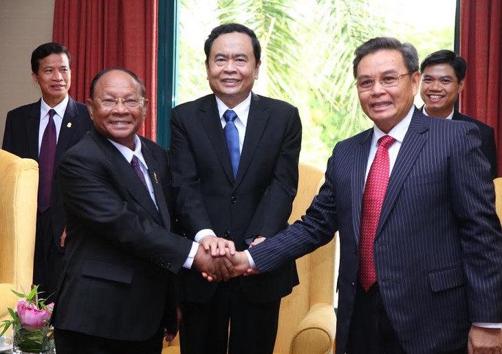 Conférence présidentielle des fronts Cambodge-Laos-Vietnam - ảnh 1