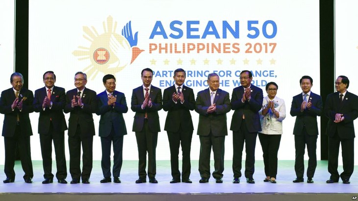 AMM 50: l'ASEAN s'inquiète du programme nucléaire de la RPDC - ảnh 1