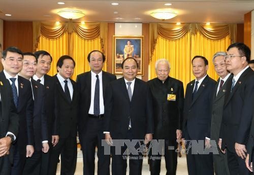 Suite des activités du Premier ministre Nguyen Xuan Phuc en Thaïlande - ảnh 1