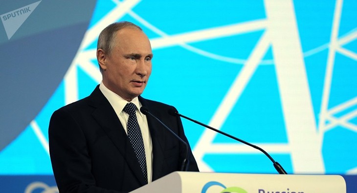  Vladimir Poutine critique les sanctions économiques à l’encontre de la Russie - ảnh 1