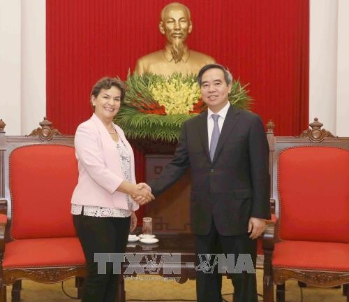 Christiana Figueres, référente mondiale en termes de changement climatique au Vietnam - ảnh 1