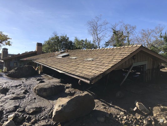 Des coulées de boue sèment mort et destruction en Californie - ảnh 1