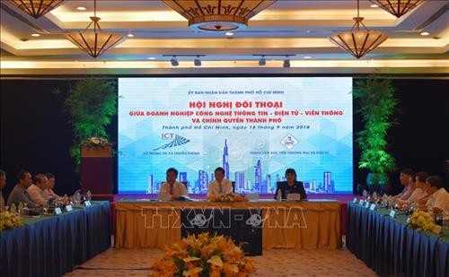Dialogue entre les autorités de Hô Chi Minh-ville et les entreprises - ảnh 1