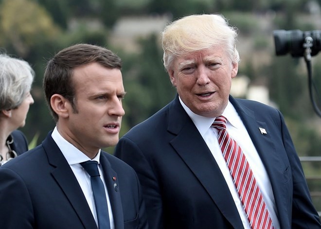 Emmanuel Macron et Donald Trump se coordonnent avant le sommet sur la Syrie - ảnh 1