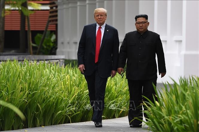 Pour une levée des sanctions, Trump demande à Kim Jong-un d’agir - ảnh 1