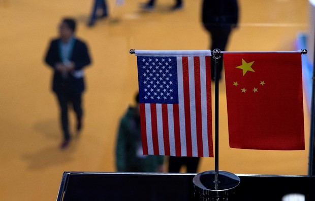 Trump menace de taxer au moins 300 milliards de dollars d’importations chinoises  - ảnh 1