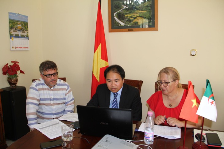 Promotion de la coopération commerciale Vietnam-Algérie - ảnh 1