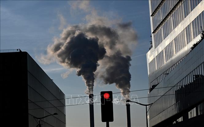 Le G7 s'engage à atteindre la neutralité carbone d’ici 2050 - ảnh 1