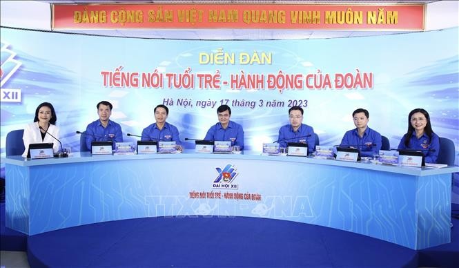 Forum “Voix de la jeunesse - Action de l'Union de la jeunesse communiste Hô Chi Minh