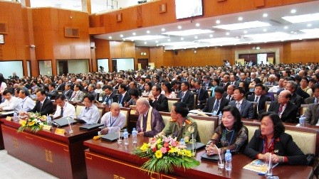 Khai mạc Hội nghị người Việt Nam ở nước ngoài lần thứ hai - ảnh 1