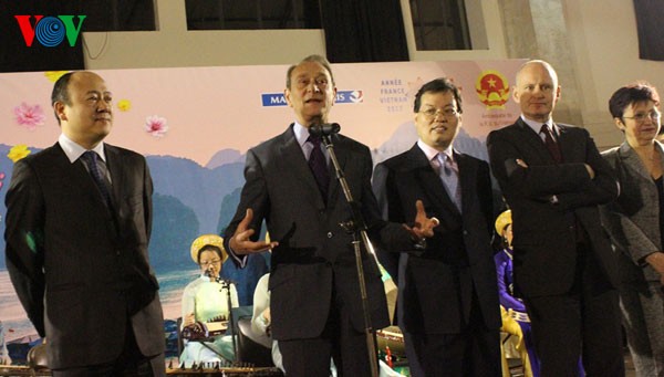 Đại sứ quán Việt Nam tại Pháp tổ chức đón Tết cổ truyền  - ảnh 1